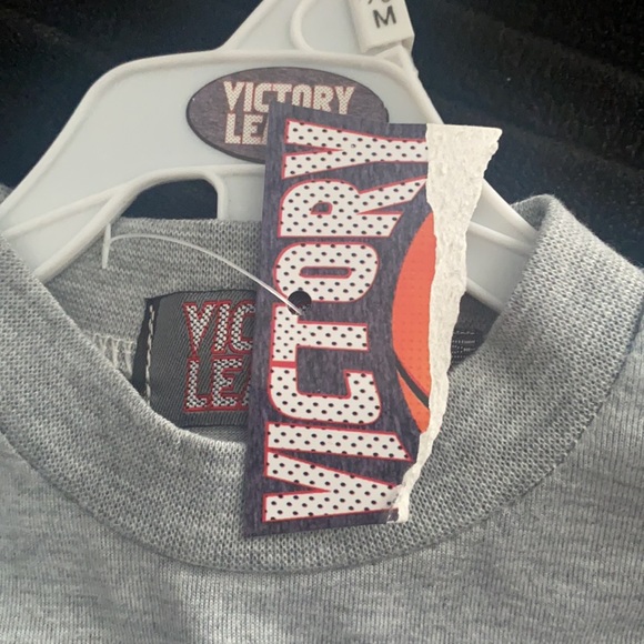 Matching set - Picture 2 of 2